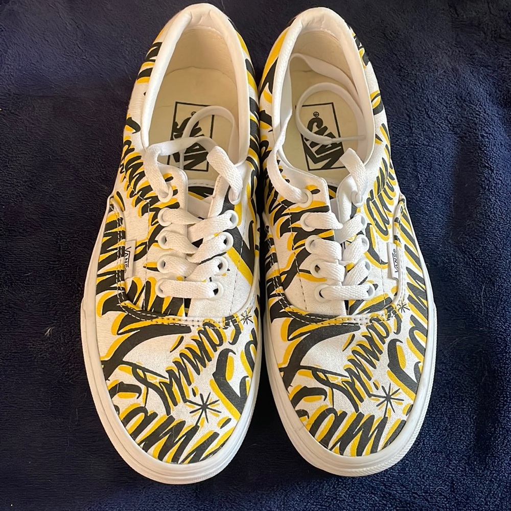 never worn limited edition vans